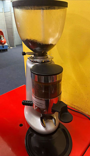 Commercial burr coffee - commercial,